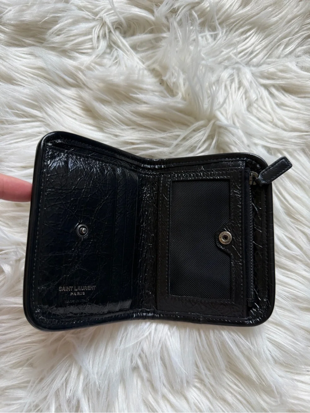 Saint Laurent Niki bifold leather wallet - Picture 5 of 12